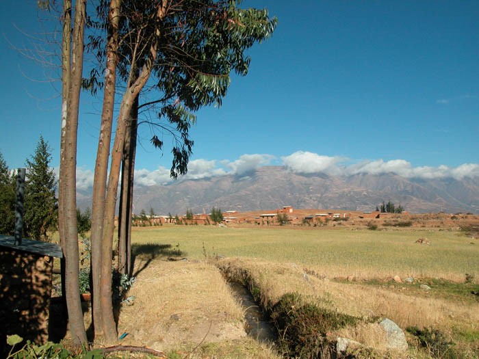 07_Dernieres cultures au fond la cordillere noire