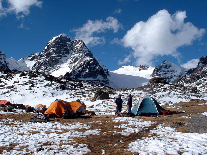 20_camp du condoriri et petit alpamayo