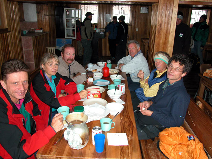 17 Le groupe au refuge du Cotopaxi