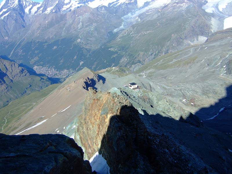 026 On s'approche, refuge et Zermatt